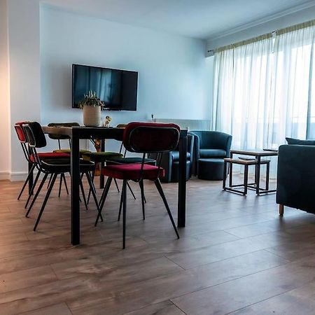 Bel Appartement Au Bord De L'Allier Classe 4* Vichy Exterior photo
